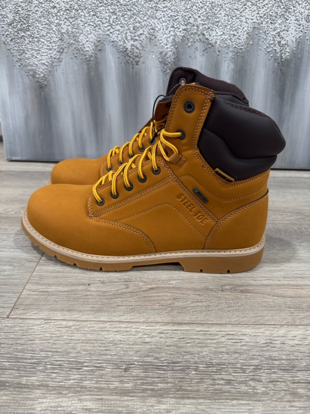 NWT HI-TEC Axel Steel Toe Waterproof Work Boots Size 13